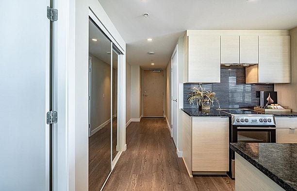 2706 488 SW Marine Drive Marpole