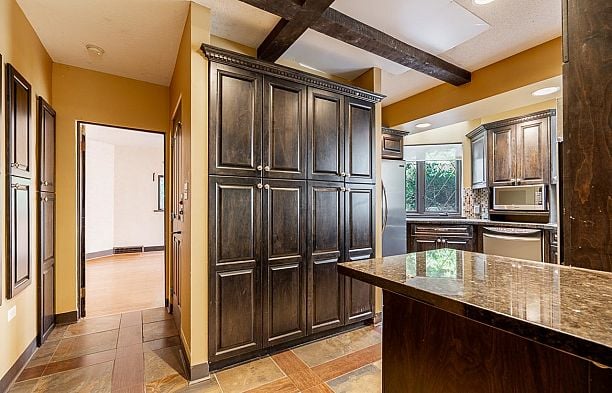 2806 W King Edward Avenue Arbutus