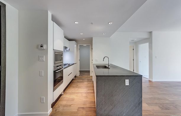 522 8488 Cornish Street S.W. Marine