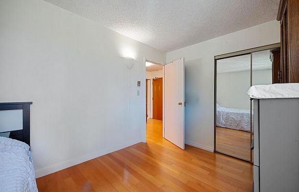 203 1845 Robson Street West End VW