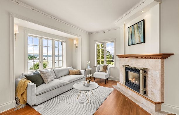307 1311 Beach Avenue West End VW