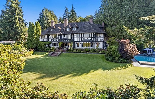 2206 SW Marine Drive Southlands