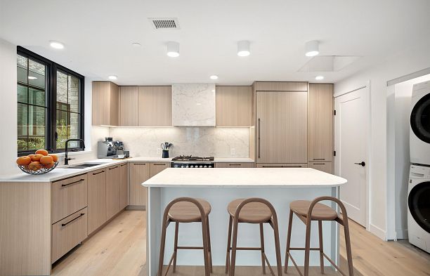 104 157 W King Edward Avenue Cambie
