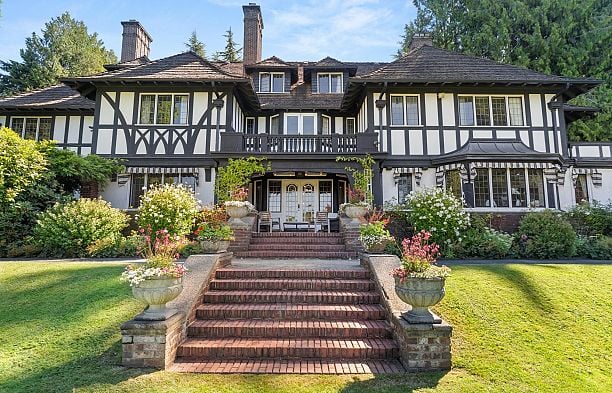 2206 SW Marine Drive Southlands