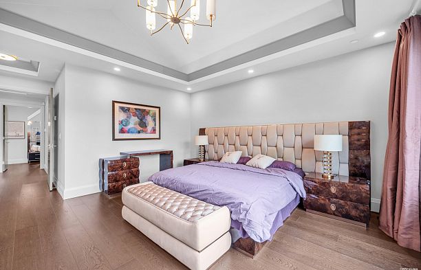 3125 W 34th Avenue MacKenzie Heights