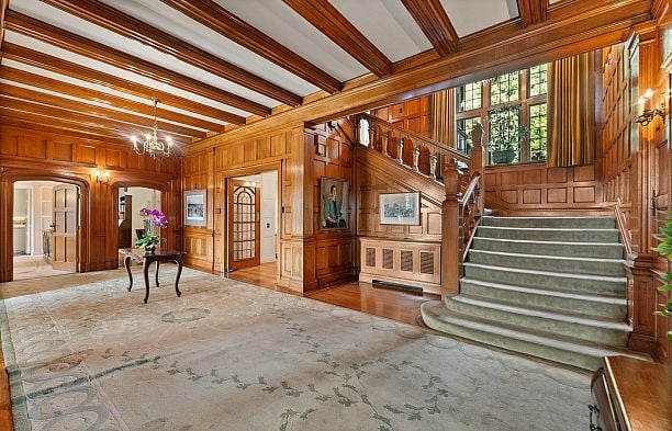 2206 SW Marine Drive Southlands