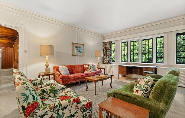 2206 SW Marine Drive Southlands