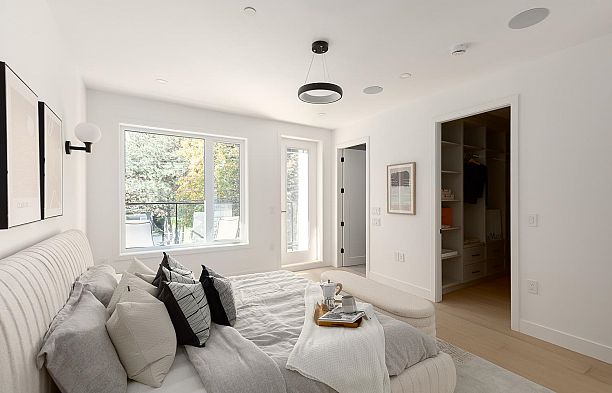 5965 Granville Street South Granville