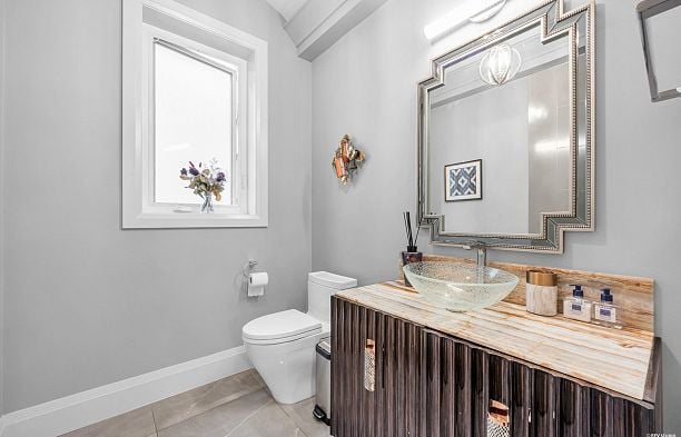 3125 W 34th Avenue MacKenzie Heights