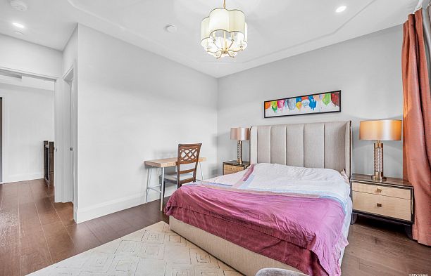 3125 W 34th Avenue MacKenzie Heights