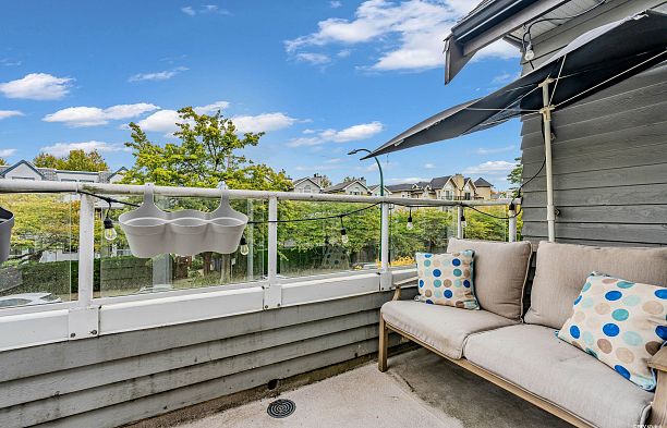 305 868 W 16th Avenue Cambie