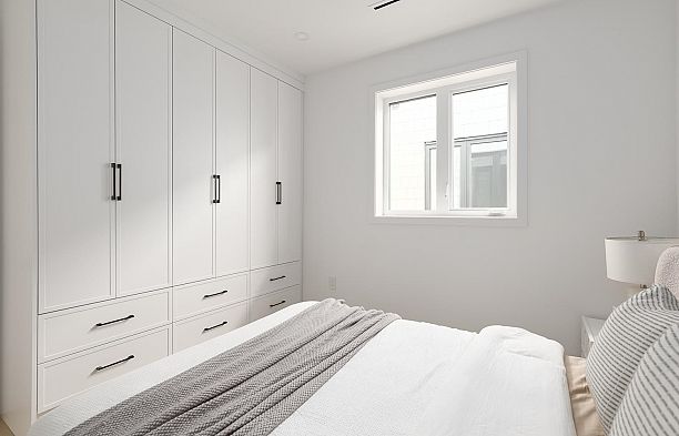 1 5969 Granville Street South Granville