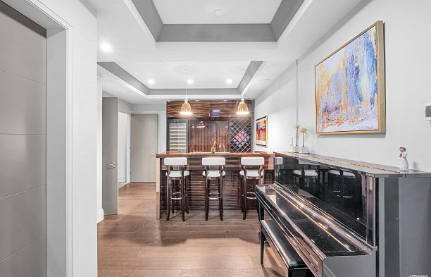 3125 W 34th Avenue MacKenzie Heights