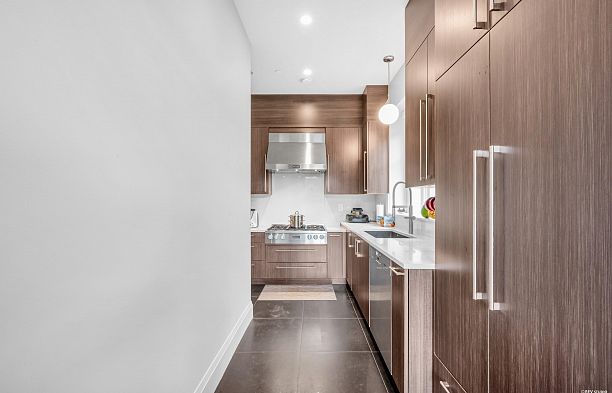 3125 W 34th Avenue MacKenzie Heights