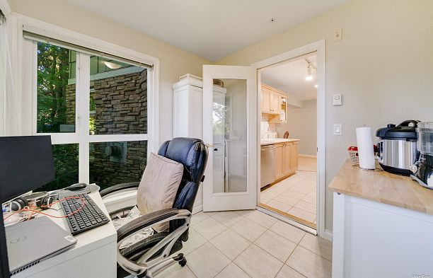 101 988 W 54th Avenue South Cambie