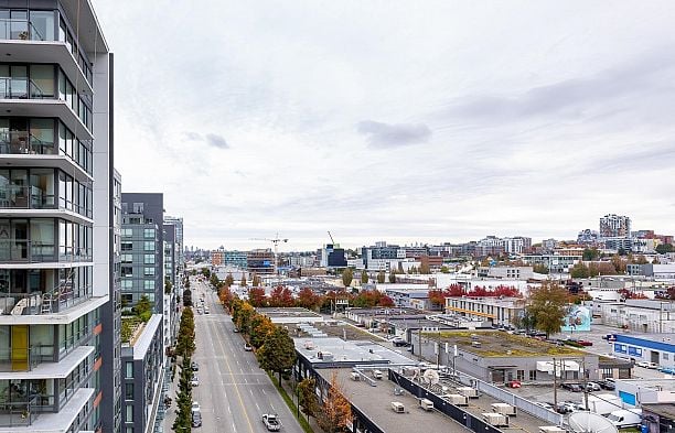 1214 1768 Cook Street False Creek
