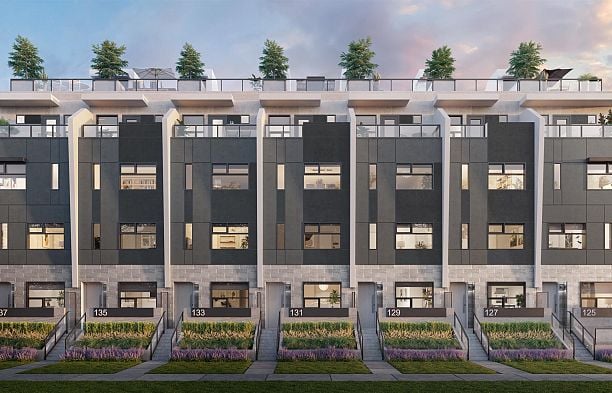 2 128 W Woodstock Avenue Cambie