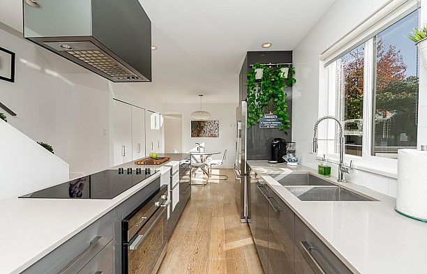 3988 Parkway Drive Quilchena