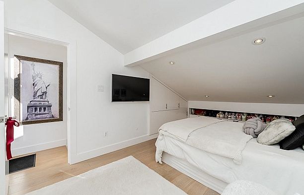 3988 Parkway Drive Quilchena