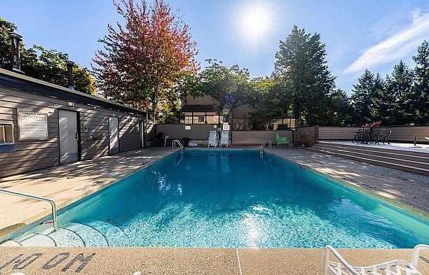 3988 Parkway Drive Quilchena