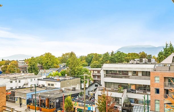 608 2228 W Broadway Kitsilano