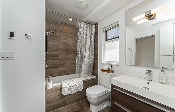 3988 Parkway Drive Quilchena