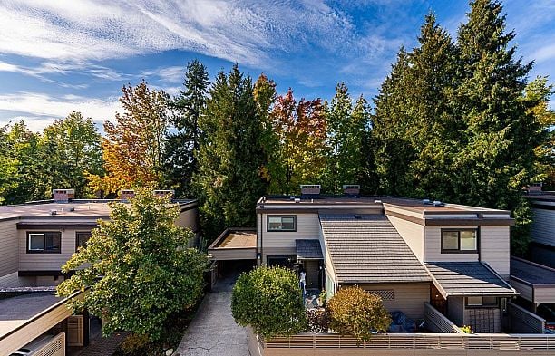 3988 Parkway Drive Quilchena