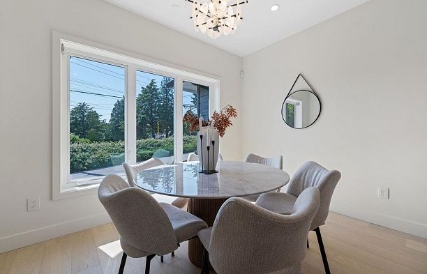 2 8508 East Boulevard S.W. Marine