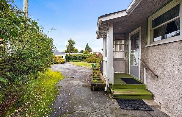 4275 Quesnel Drive MacKenzie Heights