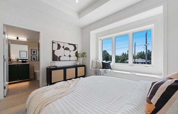 2 8508 East Boulevard S.W. Marine