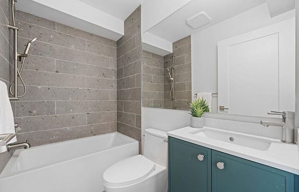 2 8508 East Boulevard S.W. Marine