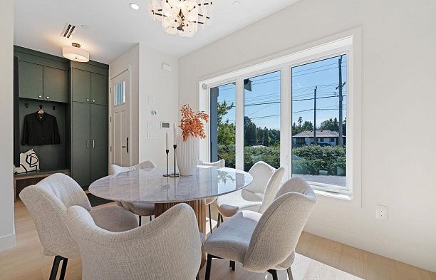 2 8508 East Boulevard S.W. Marine