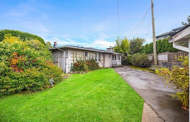 4275 Quesnel Drive MacKenzie Heights