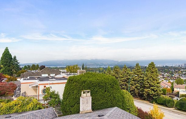 4275 Quesnel Drive MacKenzie Heights