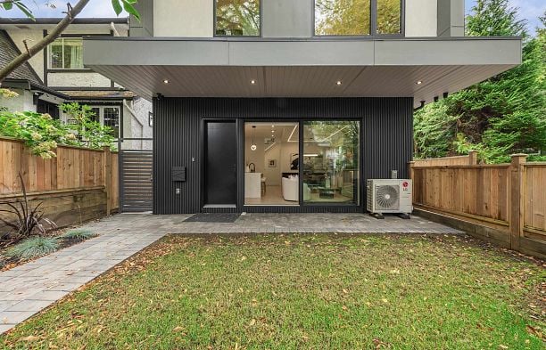 1 3232 W 38th Avenue Kerrisdale