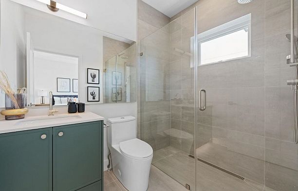 2 8508 East Boulevard S.W. Marine