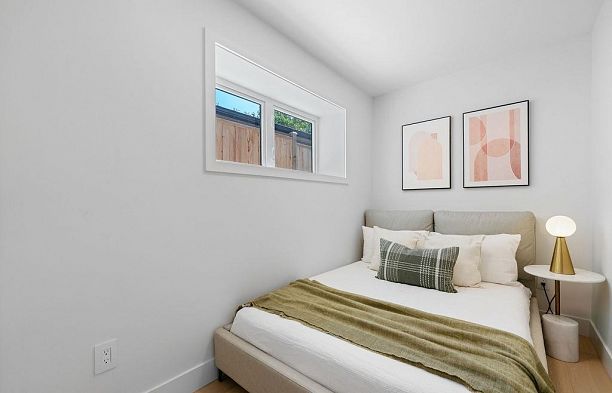 2 8508 East Boulevard S.W. Marine