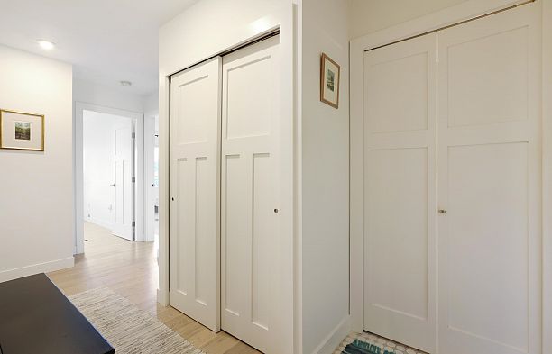 215 1890 W 6th Avenue Kitsilano