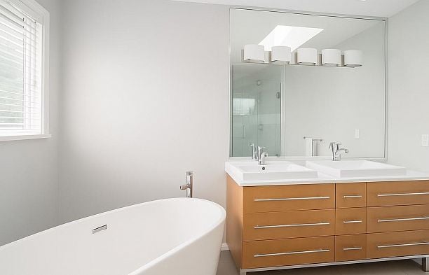 2726 W 42nd Avenue Kerrisdale