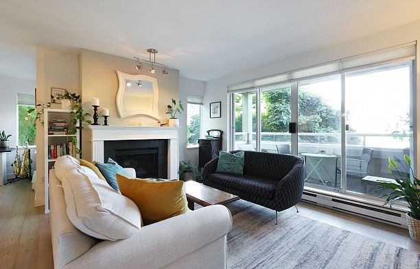 215 1890 W 6th Avenue Kitsilano