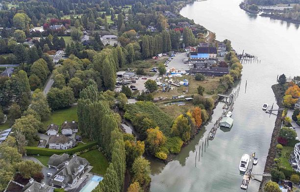 7520 Balaclava Street Southlands