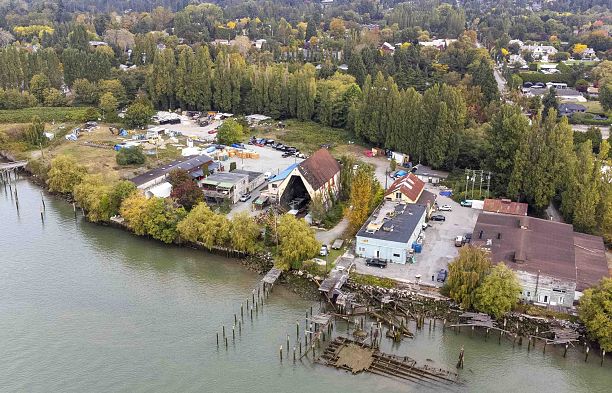 7520 Balaclava Street Southlands