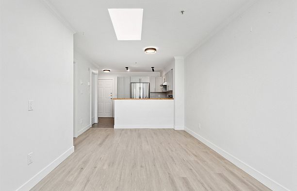 PH5 1503 W 66th Avenue S.W. Marine