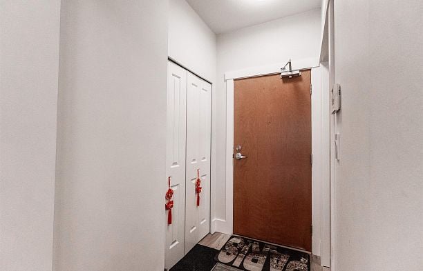 104 4883 Maclure Mews Quilchena