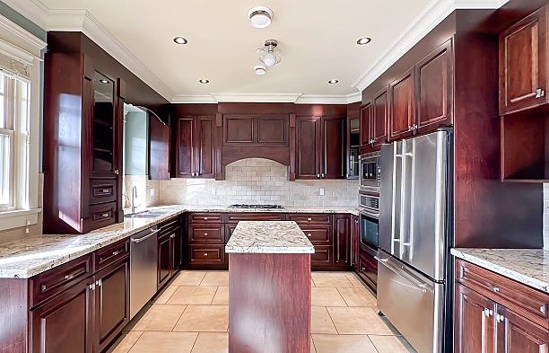 2978 W 21st Avenue Arbutus