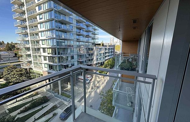 911 455 SW Marine Drive Marpole