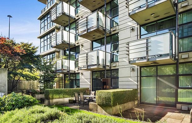 110 8988 Hudson Street Marpole