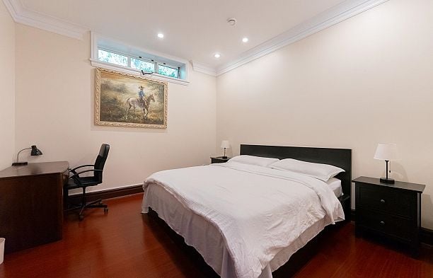 2502 W 36th Avenue MacKenzie Heights