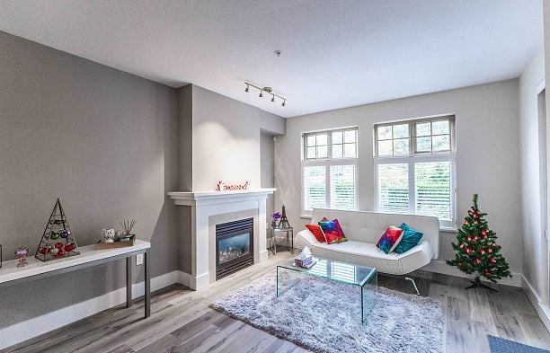 104 4883 Maclure Mews Quilchena