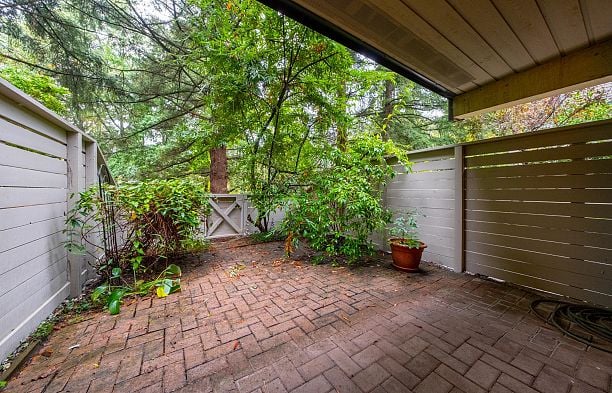 4083 Parkway Drive Quilchena